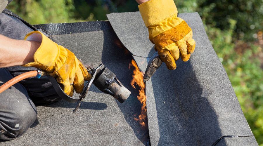 Professional gutter cleaning in Trosper, KY
